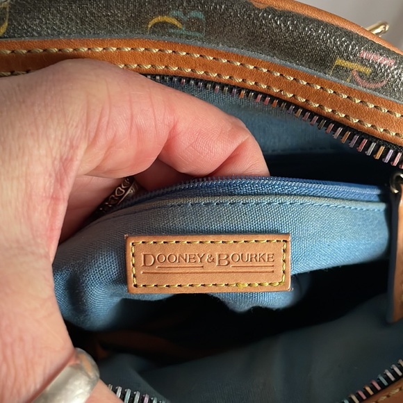 Dooney & Bourke Vintage Purse - Picture 6 of 6